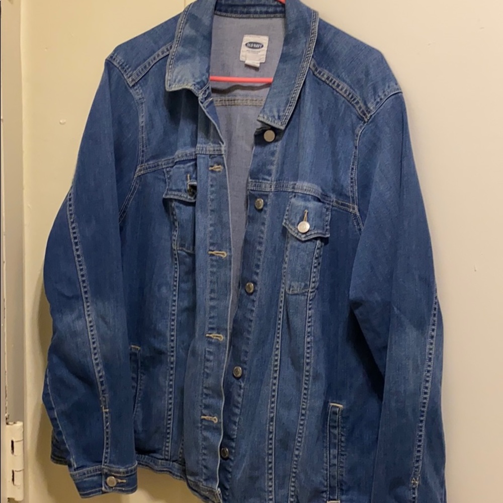 Woman’s plus size denim jacket